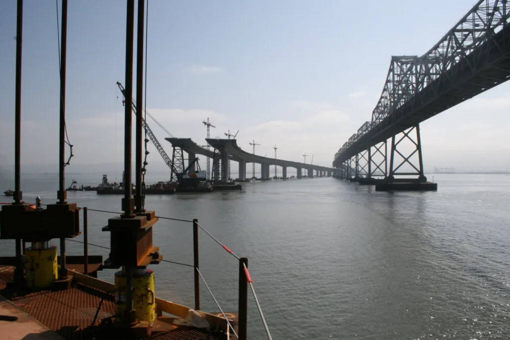 Two 500-ton jacks